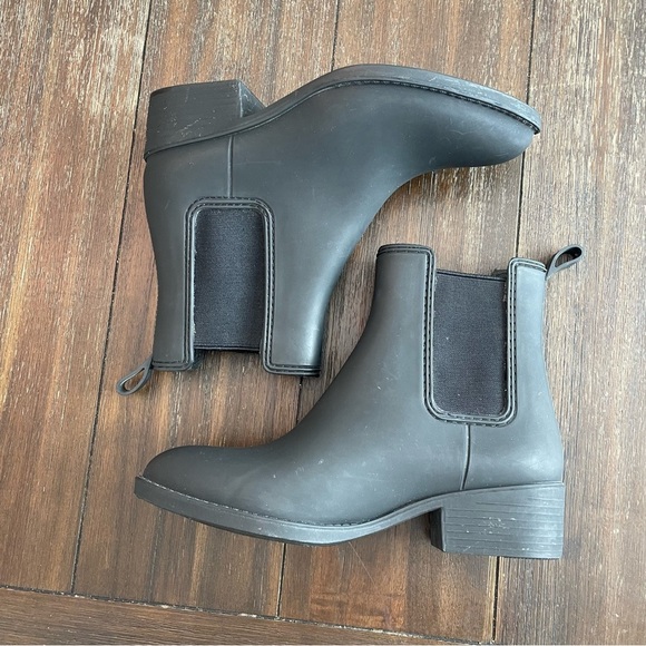 Jeffrey Campbell Havana Last Stormy Matte Point Toe Chelsea Rain Boot Women’s 7 - Picture 10 of 13
